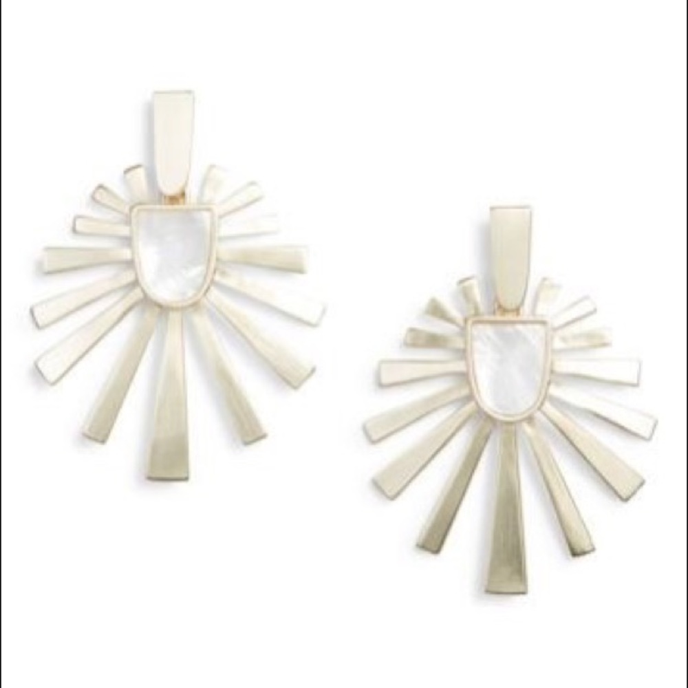 Kendra Scott cambria earrings